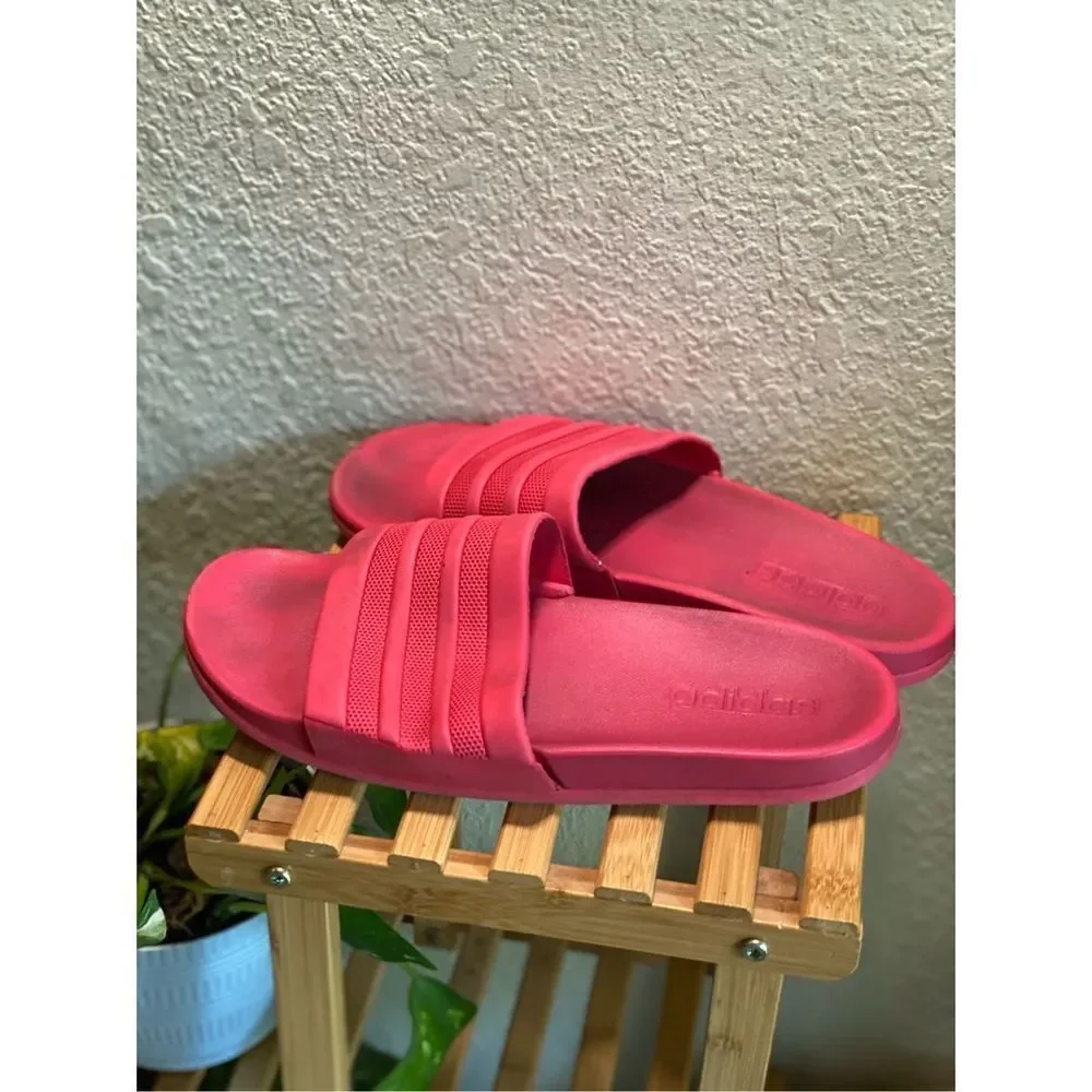 ‎Adidas Red Slides